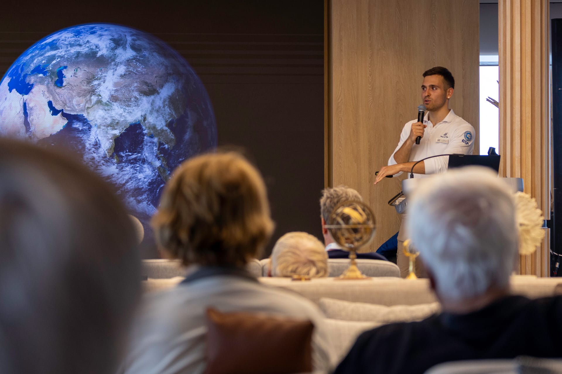 Expert-led Talks